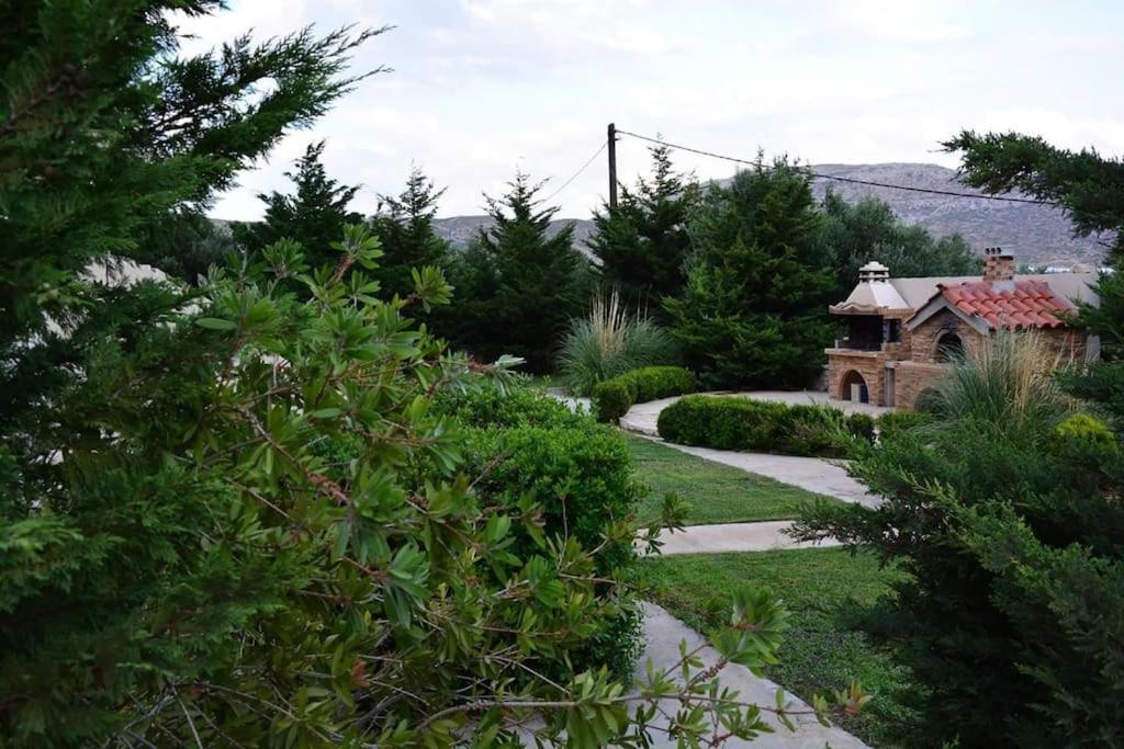 Remvi House. Sea And Mountains View. Holiday home Goudhouros